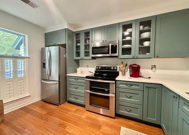 1119 Hidden Cove Drive, Mount Pleasant, SC 29464