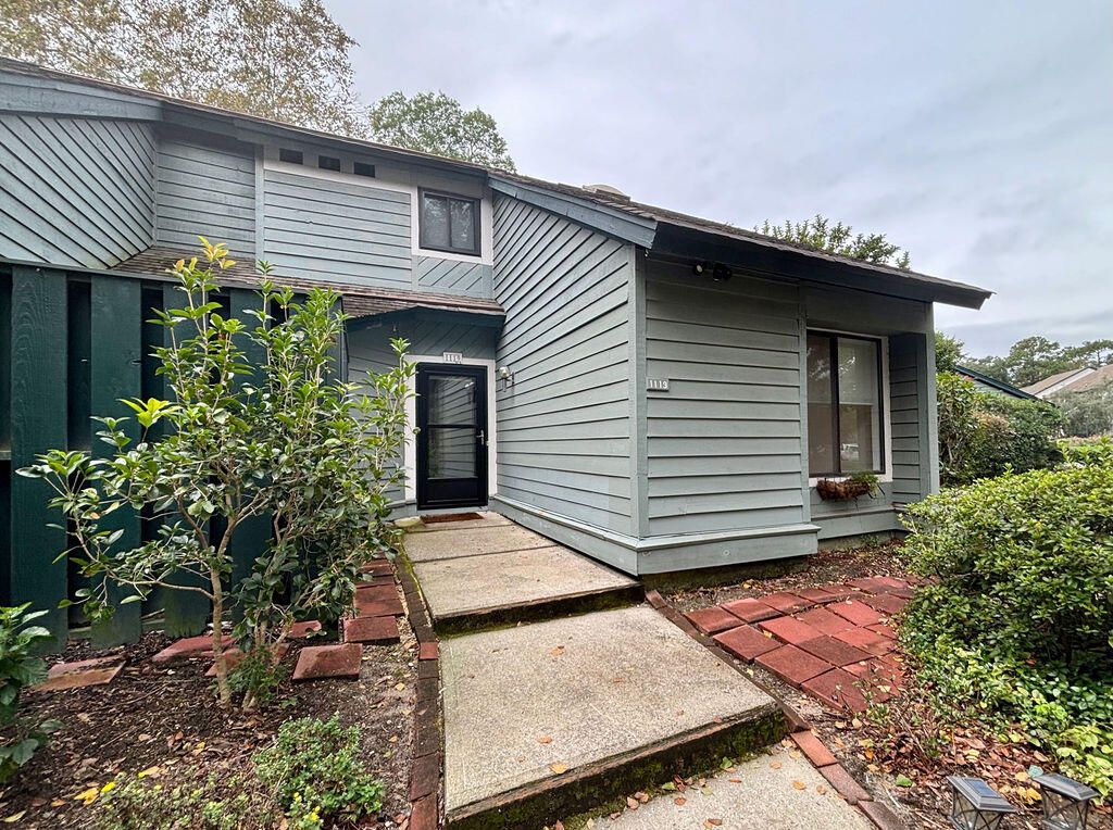 1119 Hidden Cove Drive, Mount Pleasant, SC 29464