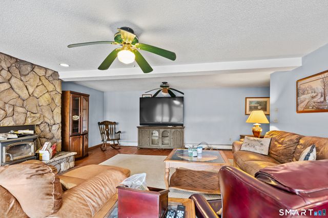 417 Hamilton Avenue, Watertown, CT 06795