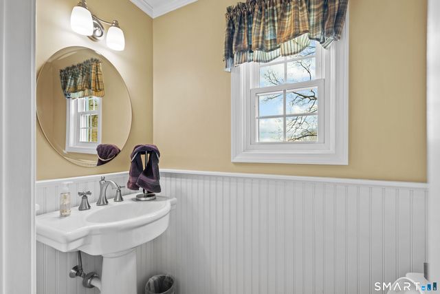 417 Hamilton Avenue, Watertown, CT 06795