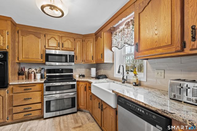 417 Hamilton Avenue, Watertown, CT 06795