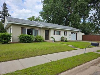 704 1st Avenue NE, Brainerd, MN 56401