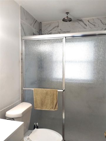 417 E MAIN STREET, Dundee, FL 33838