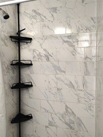 417 E MAIN STREET, Dundee, FL 33838