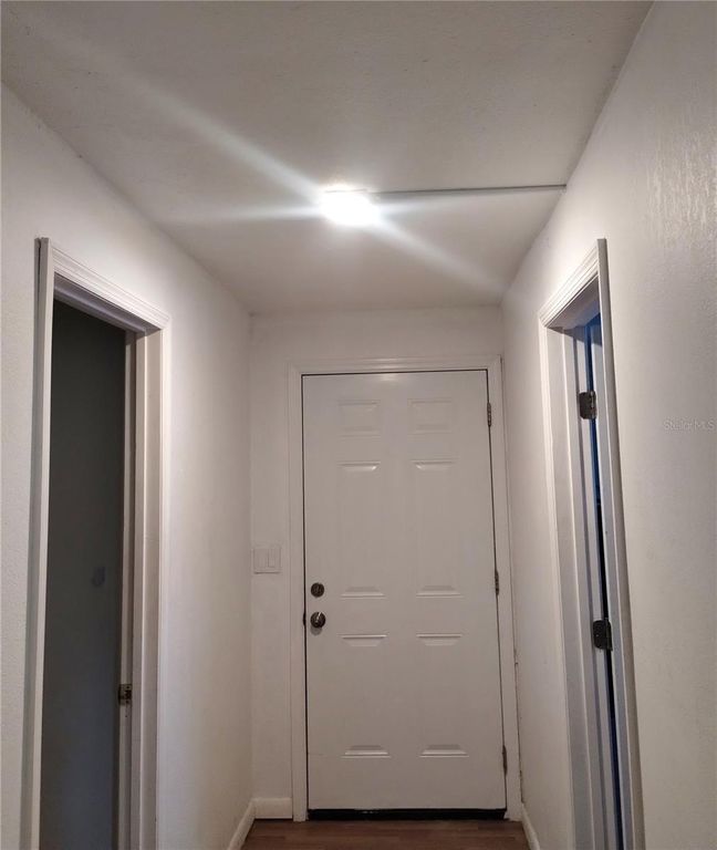 Image 21 of property listing at 417 E MAIN STREET, Dundee, FL 33838