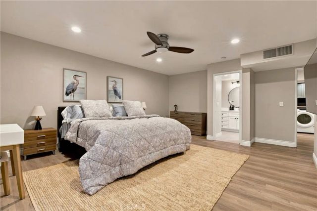 18324 Clark 110, Tarzana, CA 91356
