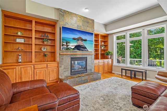 5110 N Foxglove Drive NW, Gig Harbor, WA 98332
