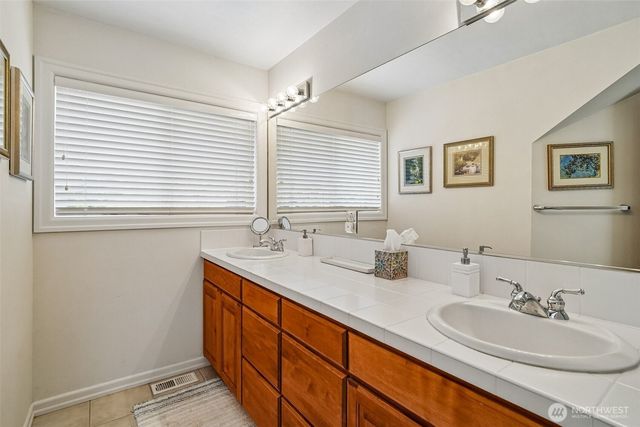 5110 N Foxglove Drive NW, Gig Harbor, WA 98332