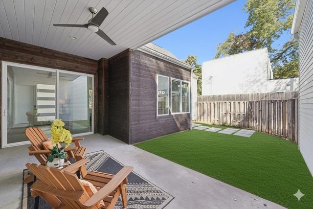 739 Gunter ST 1, Austin, TX 78702