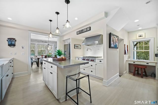 164 Wakeman Road, Fairfield, CT 06824