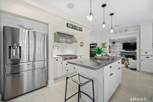 164 Wakeman Road, Fairfield, CT 06824