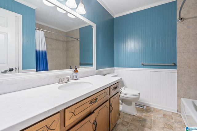 140 SOUTHERN HILLS DRIVE, Calera, AL 35040