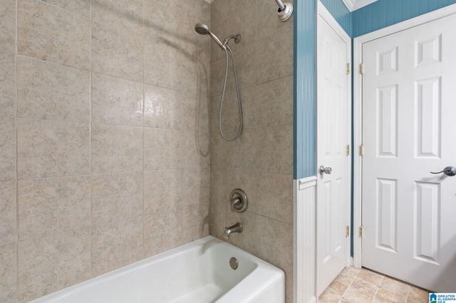 140 SOUTHERN HILLS DRIVE, Calera, AL 35040