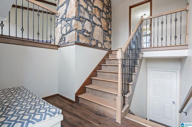 140 SOUTHERN HILLS DRIVE, Calera, AL 35040