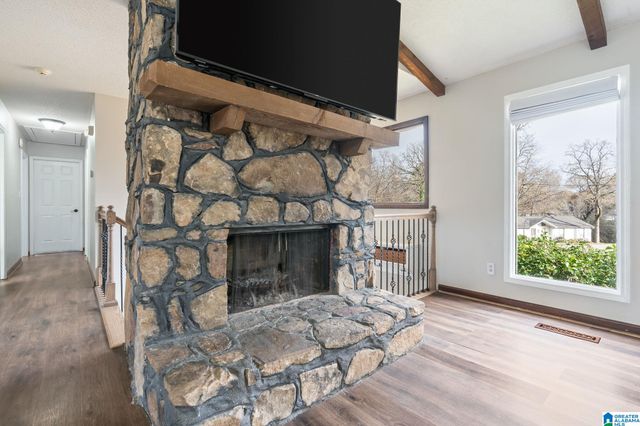 140 SOUTHERN HILLS DRIVE, Calera, AL 35040