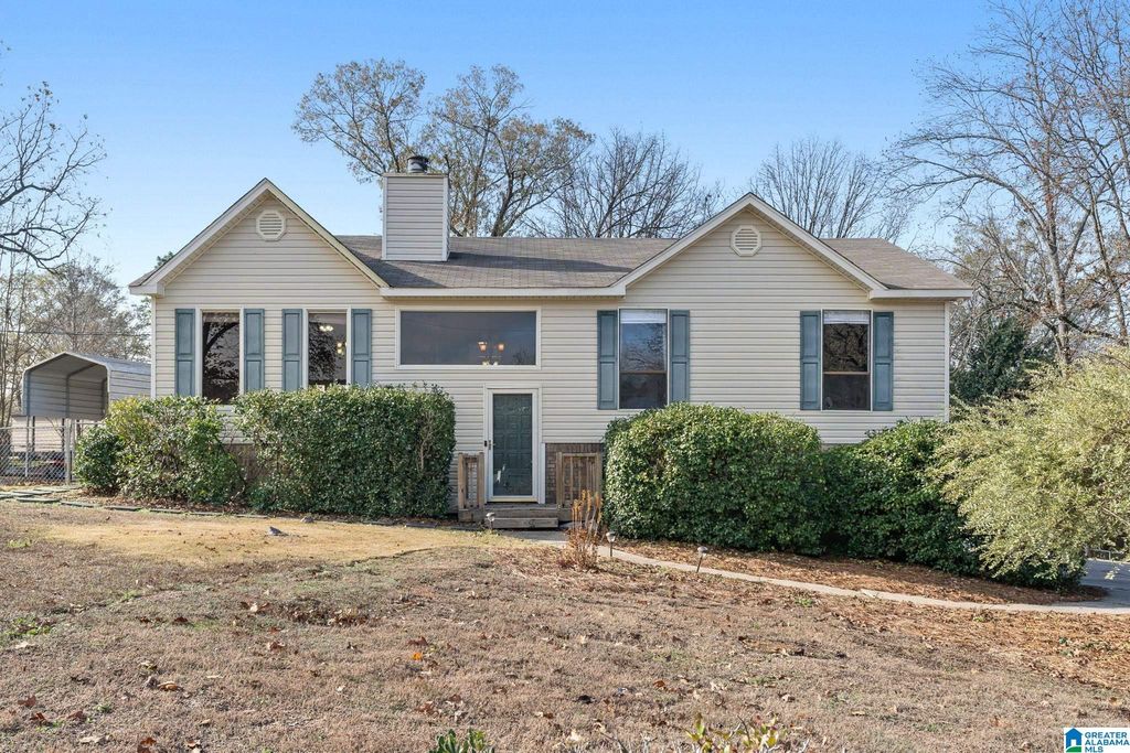 140 SOUTHERN HILLS DRIVE, Calera, AL 35040