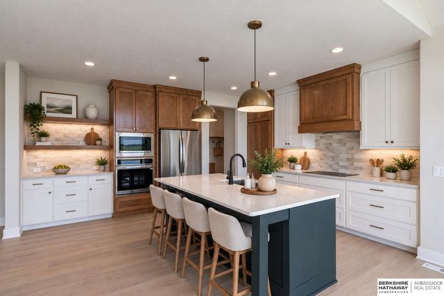 10209 S 214th Street, Gretna, NE 68028