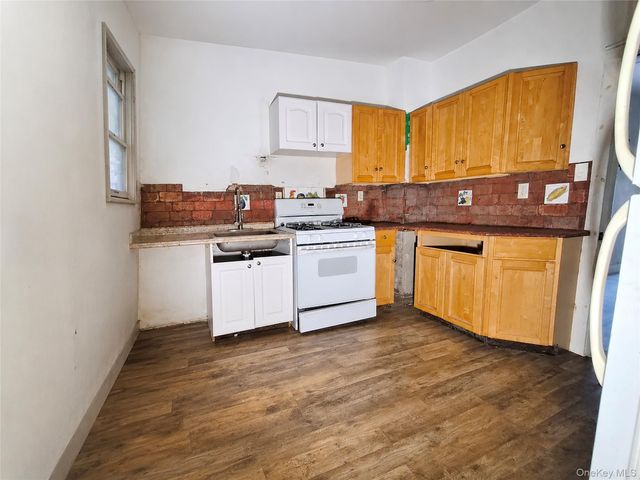 11140 148th Street, Jamaica, NY 11435