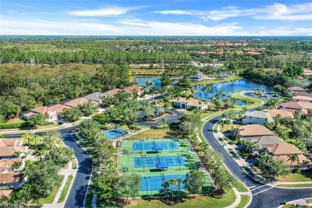 16156 Parque LN, Naples, FL 34110