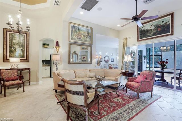 16156 Parque LN, Naples, FL 34110
