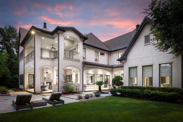 87 Mediterra Way, The Woodlands, TX 77389