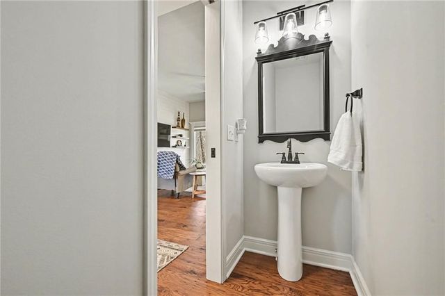 18301 Belinda Drive, Smithville, MO 64089