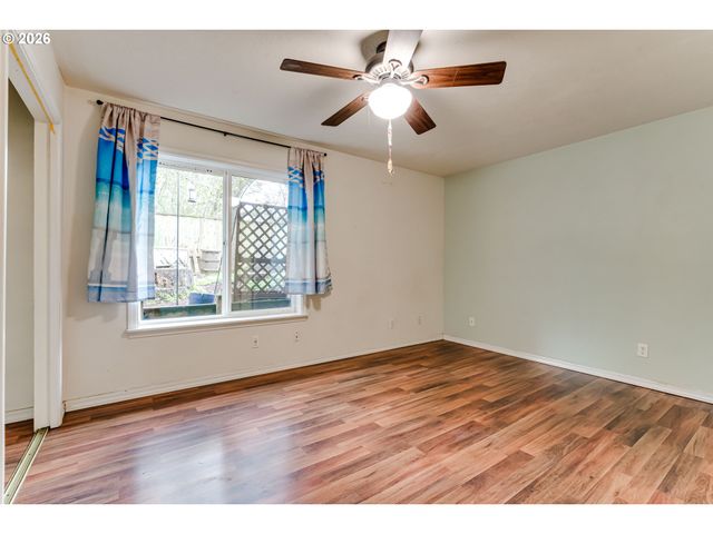 1010 ELKAY Dr, Eugene, OR 97404