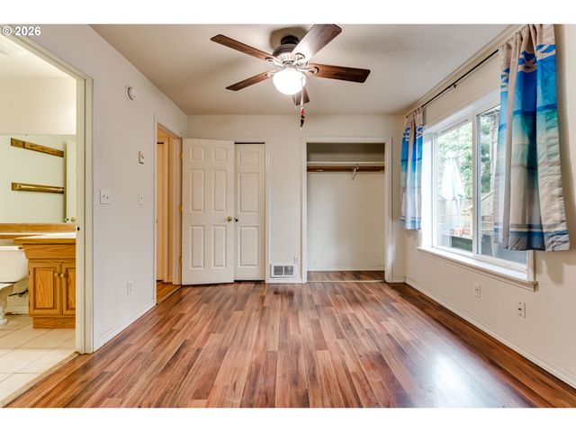 1010 ELKAY Dr, Eugene, OR 97404