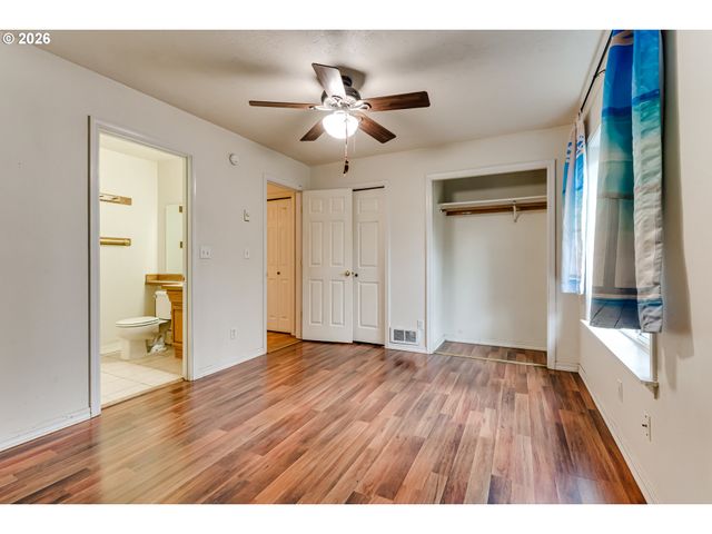 1010 ELKAY Dr, Eugene, OR 97404