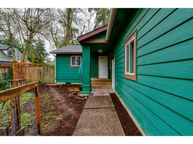 1010 ELKAY Dr, Eugene, OR 97404
