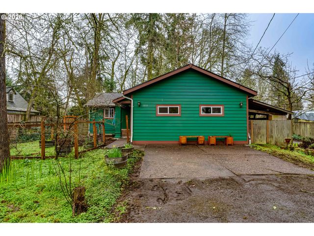 1010 ELKAY Dr, Eugene, OR 97404