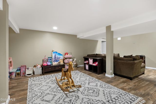 3 Ashleigh Lane, Saratoga, NY 12866