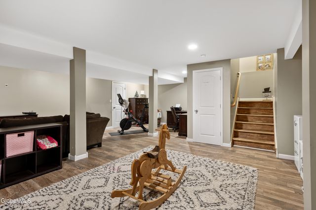 3 Ashleigh Lane, Saratoga, NY 12866