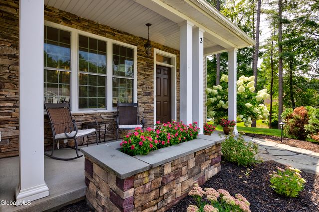 3 Ashleigh Lane, Saratoga, NY 12866