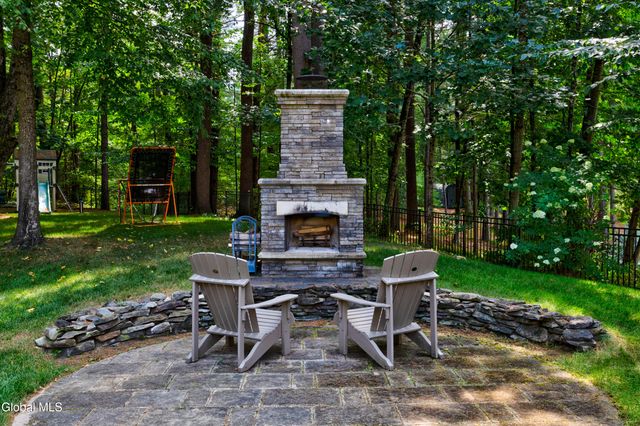 3 Ashleigh Lane, Saratoga, NY 12866