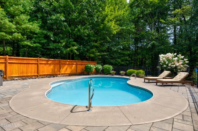 3 Ashleigh Lane, Saratoga, NY 12866