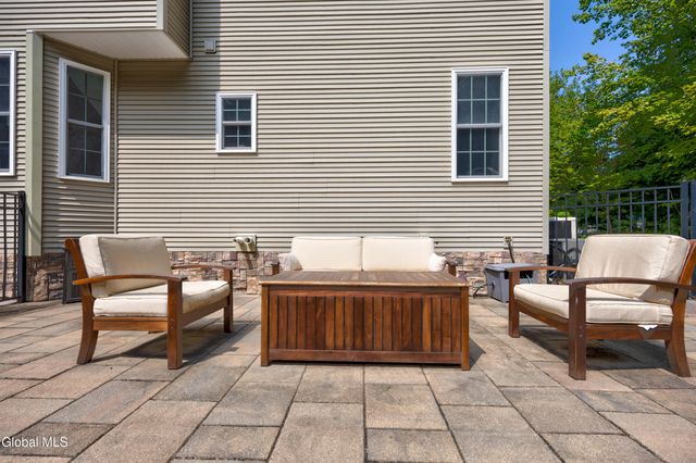 3 Ashleigh Lane, Saratoga, NY 12866