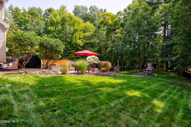 3 Ashleigh Lane, Saratoga, NY 12866