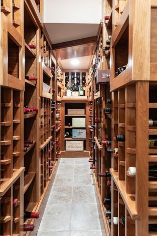 13 Wellington St, Boston, MA 02118