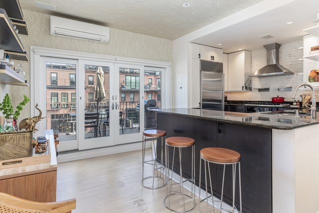 13 Wellington St, Boston, MA 02118