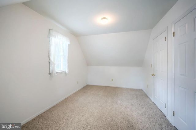 3819 KINGS ARMS LN, York, PA 17402