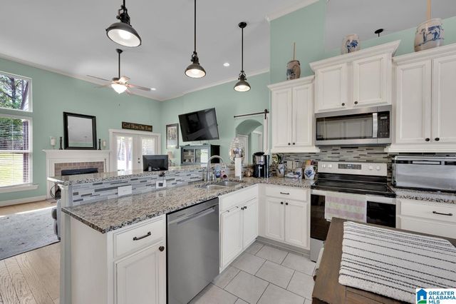 9217 JARDIN CIRCLE, Leeds, AL 35094