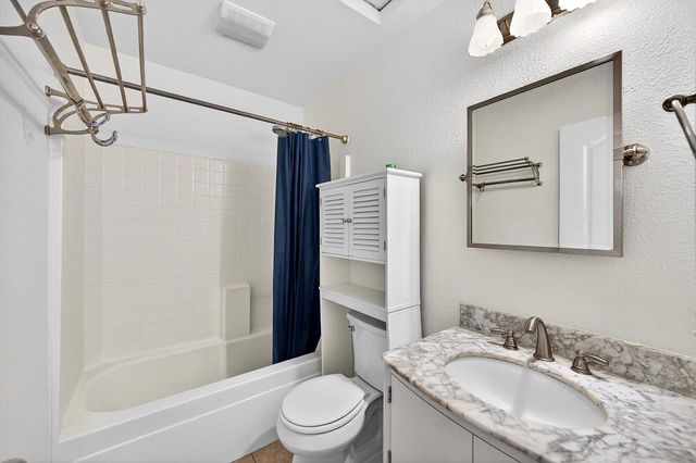 115 Arcade Blvd, Sacramento, CA 95815