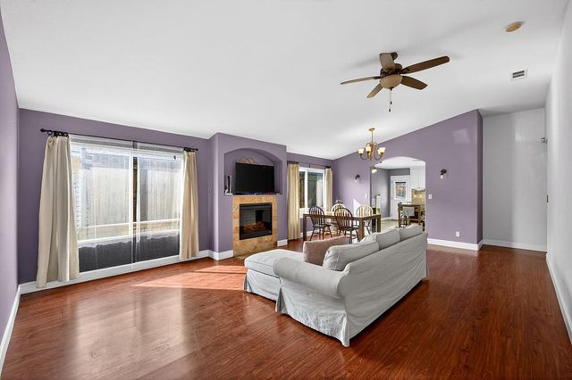 115 Arcade Blvd, Sacramento, CA 95815