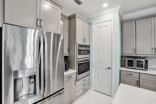 4206 Rosa Drive, Deerfield Beach, FL 33064
