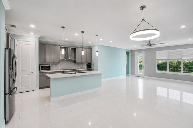 4206 Rosa Drive, Deerfield Beach, FL 33064