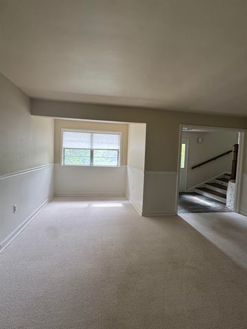 379 Pinehurst Drive, Shelburne, VT 05482