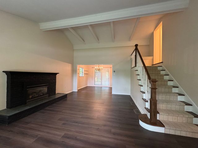 379 Pinehurst Drive, Shelburne, VT 05482