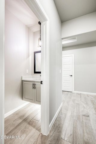 6041 CUMIN PARK Street, Santa Teresa, NM 88008