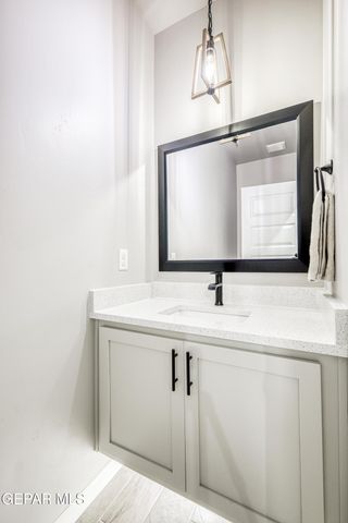 6041 CUMIN PARK Street, Santa Teresa, NM 88008